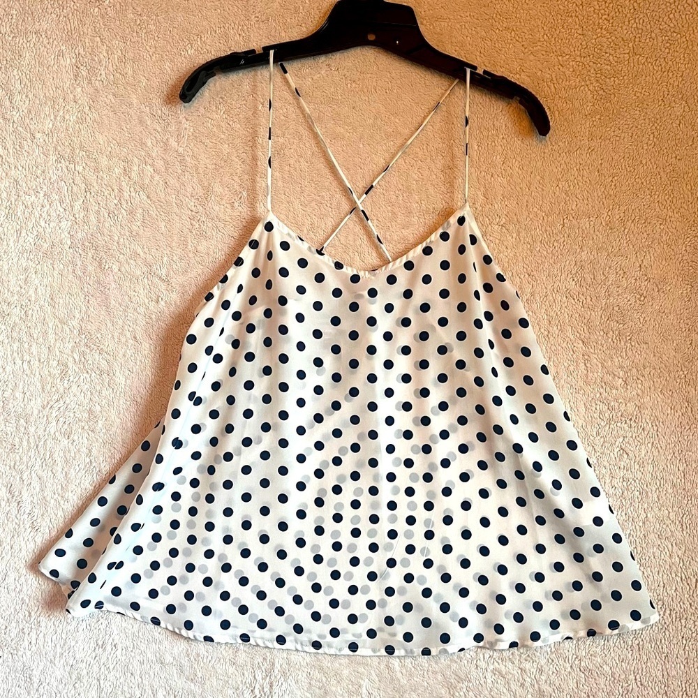 White and Navy Polka Dot Flowy Camisoleโ Size Medium